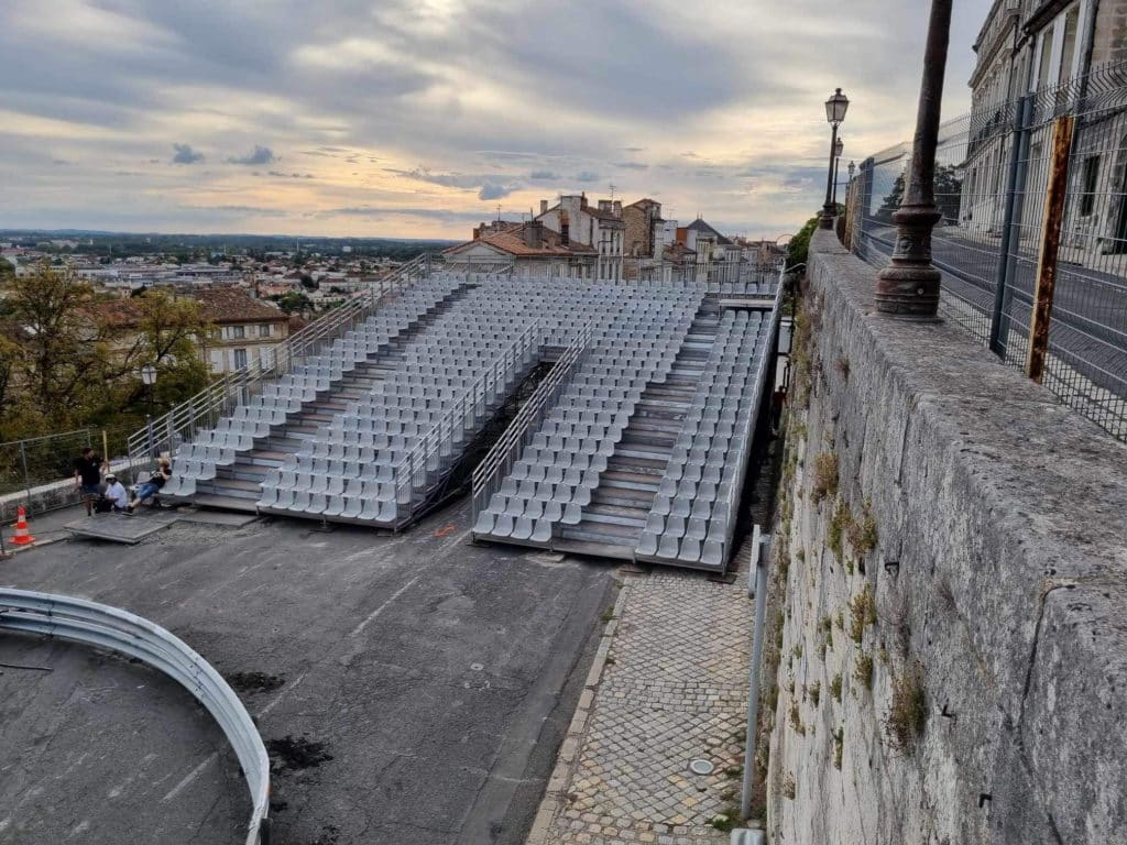 depuis 2017_Circuit des Remparts Angoulême 2415places 7 tribunes évènementielles